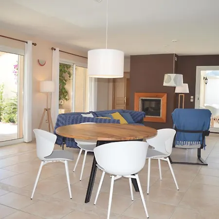 3 Pieces 4 Couchages Sur Bn000-09b * Banyuls-sur-Mer